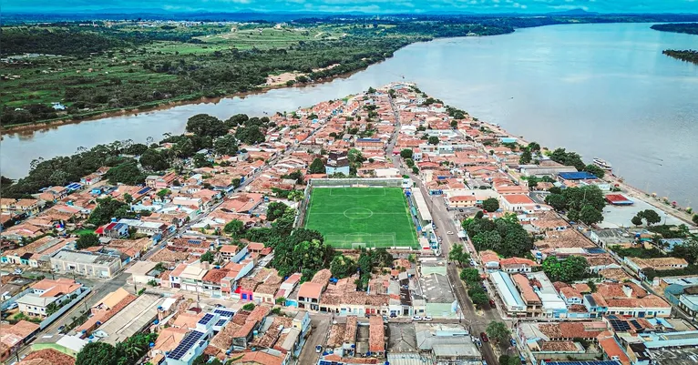 Zinho de Oliveira recebe o confronto entre Azulão e Leão