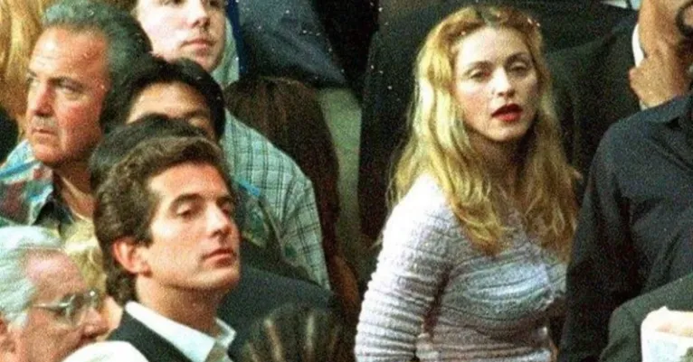 Madonna expõe famoso e revela "melhor sexo da vida"