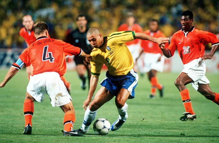 Copa de 1998: a esperança do penta e o trauma do Brasil na final