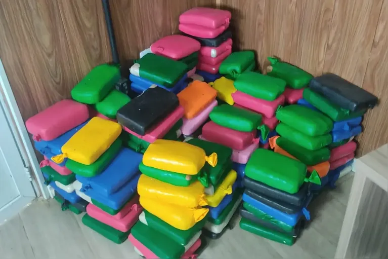 Apreensão de 357 quilos de drogas em operação fluvial no Amazonas