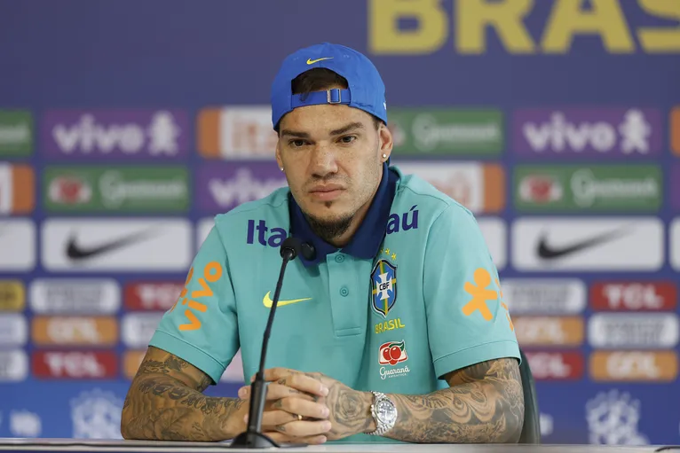 Ederson é cotado para ser o titular em 2026