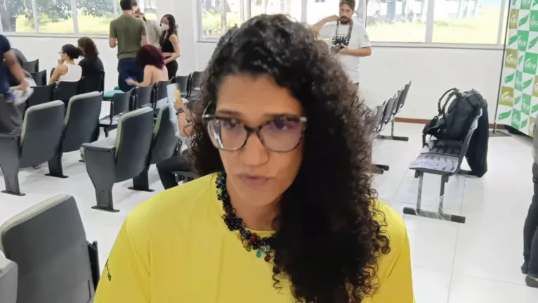 Samia Sulaiman destaca que as periferias concentram as áreas de maior risco e defende integração entre obras, planejamento e educação para reduzir impactos de desastres.