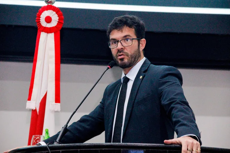 Deputado Fábio Figueiras