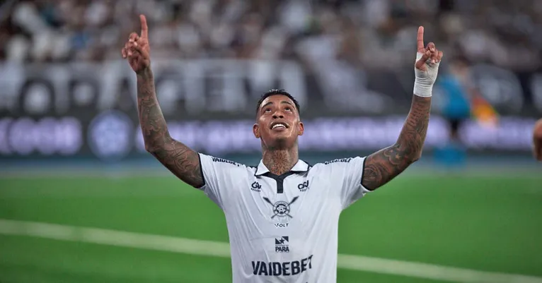 Aelf Manga se desentendeu com Marllon na derrota para o Santos