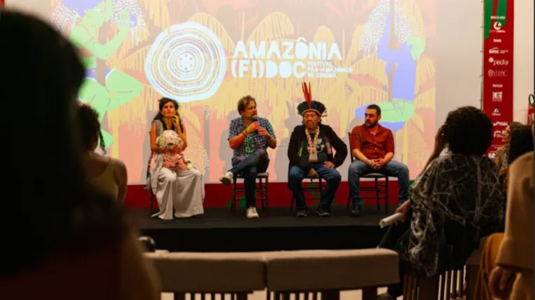 FiDoc reúne exibições de filmes, debates, oficinas e encontros formativos, promovendo o intercâmbio cultural e o fortalecimento do cinema amazônico em Belém.
