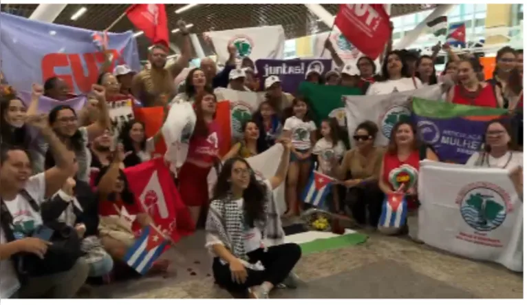 Desde as 10h da manhã, familiares, militantes do MAB, movimentos populares, organizações sociais e apoiadores da causa palestina.