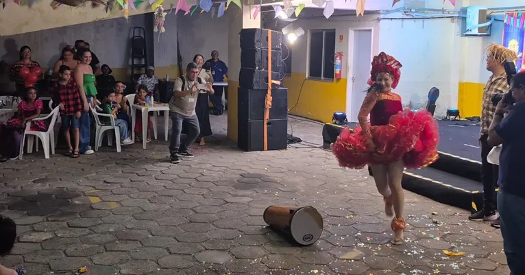 A vencedora do concurso de Miss Caipira foi Larissa Rabêlo.