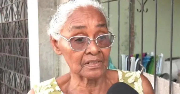 Ananindeua: moradores denunciam acúmulo de lixo próximo à Feira do Paar