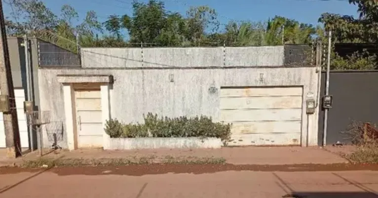 O imóvel da foto, em Redenção no sul do Pará, está disponível no leilão