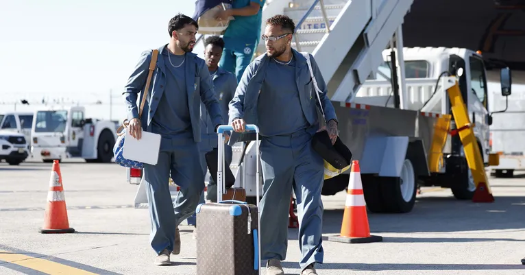 Brasileiros enfrentam Marrocos na estreia da Copa do Mundo