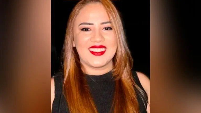 Nas redes sociais, a suspeita compartilhava uma rotina de viagens e ostentação para validar a imagem de herdeira bilionária perante as vítimas.