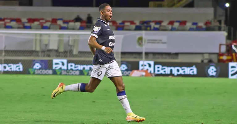 Só faz gol quem chuta