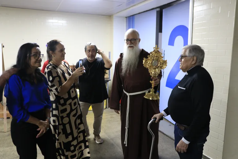 Colaborares ficaram emocionados com a visita