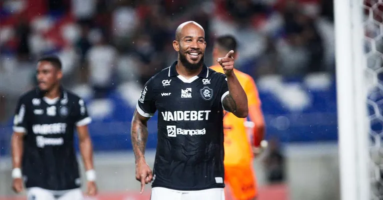 Patrick começou abaixo com a camisa azulina, sofreu críticas da torcida ao longo da temporada, mas agora se firmou e encontrou o melhor futebol