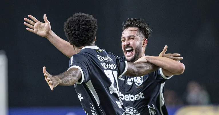 Pavani fez parte da arrancada azulina no futebol nacional