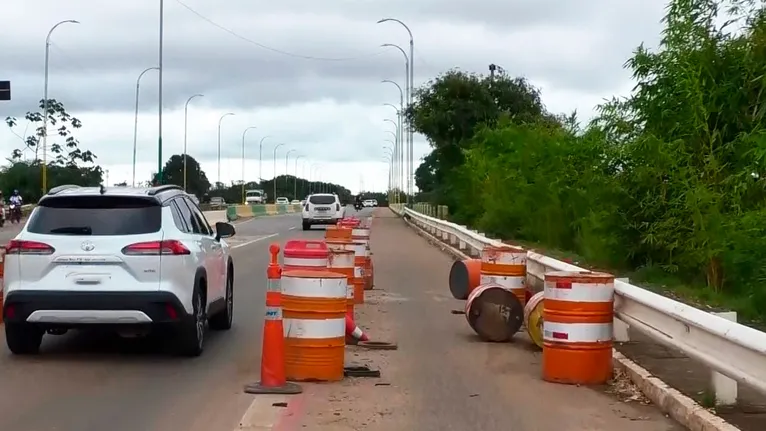 Estudos técnicos indicam que a única solução viável e segura é a demolição completa seguida da reconstrução da ponte.