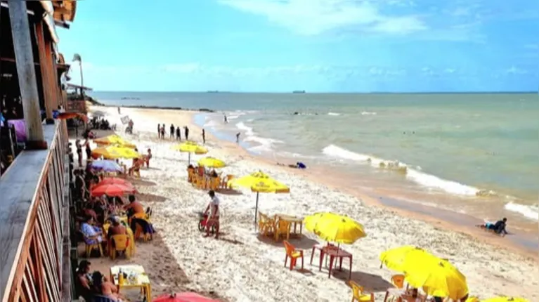 Com ambiente mais calmo e menor concentração de visitantes, a Praia do Paraíso é uma opção em Mosqueiro para quem busca descanso, banho de rio e contato mais tranquilo com a natureza amazônica.
