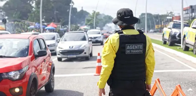 Condutor deve prestar atenção nas mudanças do final de semana