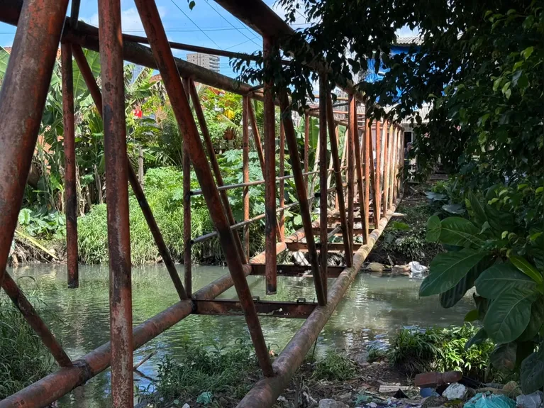 Ponte do Canal do Galo é reconstruída pela Prefeitura de Belém; veja imagens!