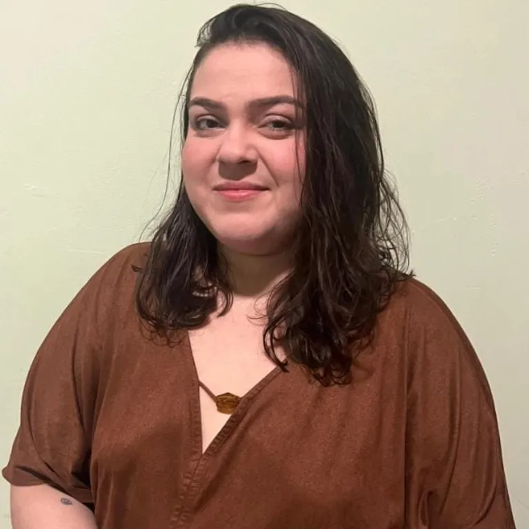 Ana Luiza Melo é psicóloga com 13 anos de atuação em Recursos Humanos, especialista em recrutamento e seleção, com ampla experiência no desenvolvimento de talentos e gestão de pessoas.