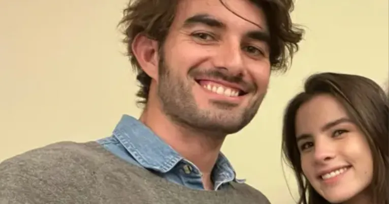 Marido da cantora brasileira Giulia Be, Conor Kennedy é preso na Rússia