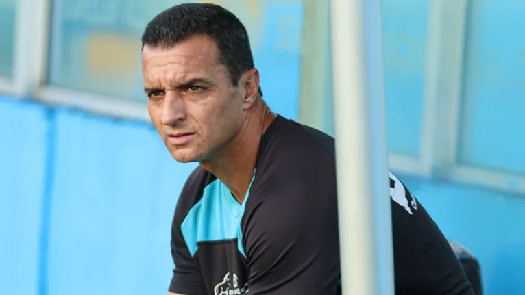 O Paysandu busca a vitória contra o Confiança para retomar a briga pelo G8 da Série C.