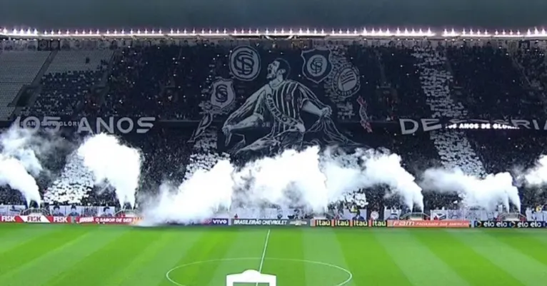 Mosaico na Arena Corinthians.