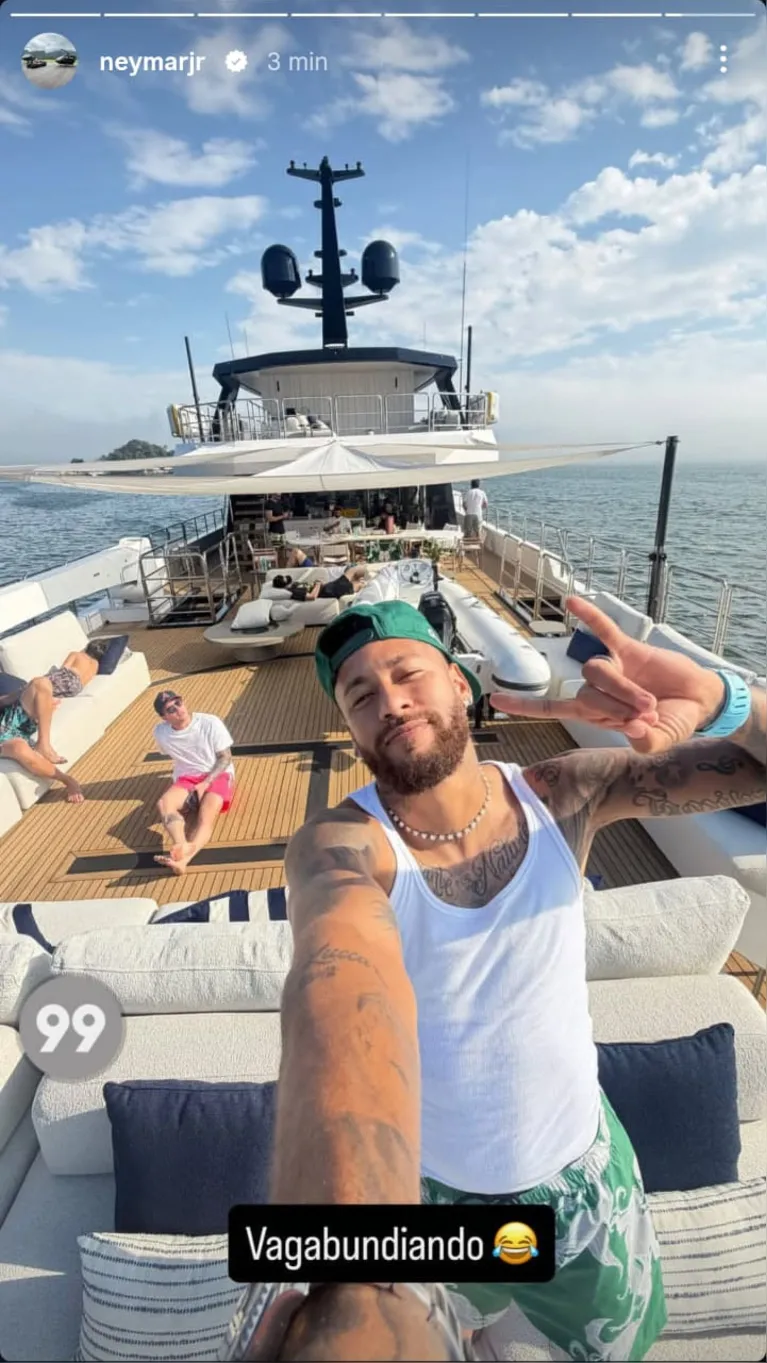 Neymar ironiza críticas do presidente do Remo e publica: "Vagabundiando"