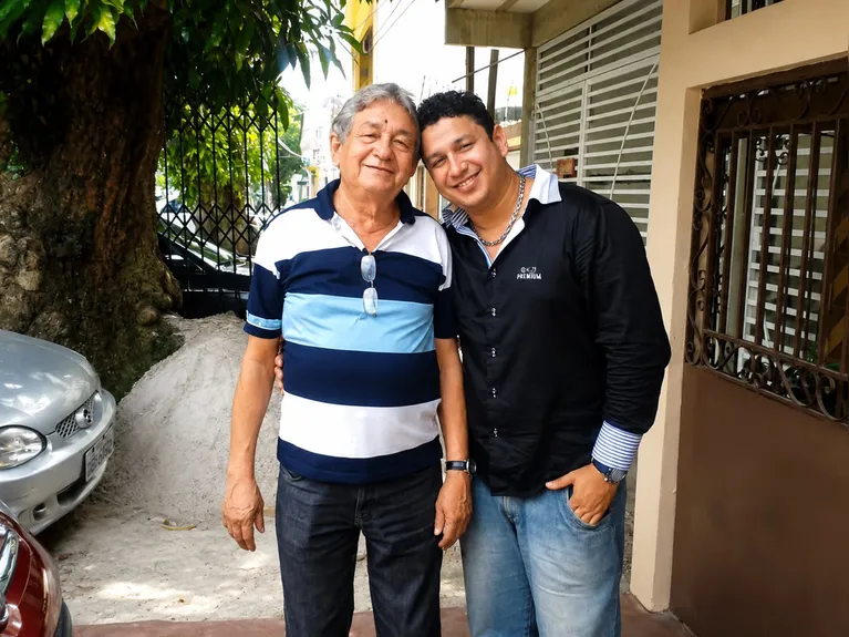 Phellipe Marques e seu pai,  Felipe Pinto Marques, responsável por levar o amor pelo Paysandu no final da década de 80.
