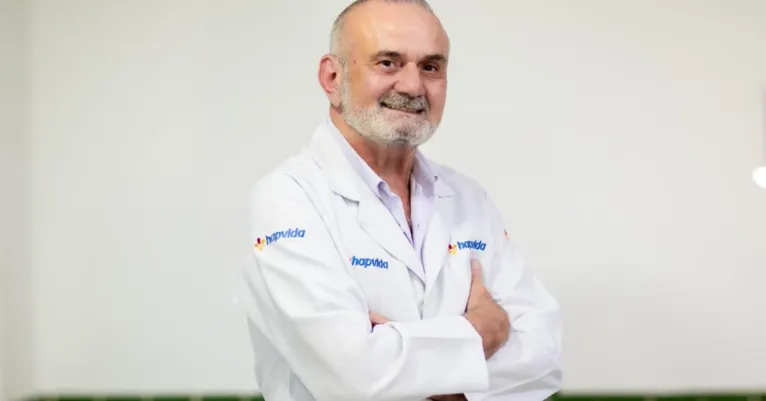 O Ginecologista e Obstetra
Hamilton Franco
