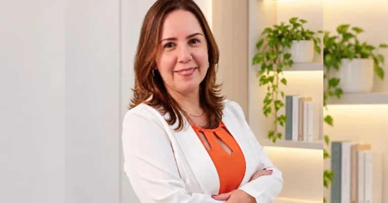 A endocrinologista pediátrica Mônica Moura Rocha