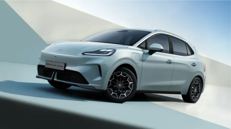 Por R$ 134.990, o MG4 se destaca pelo porte maior, 150 cv, autonomia de 299 km e sete airbags.