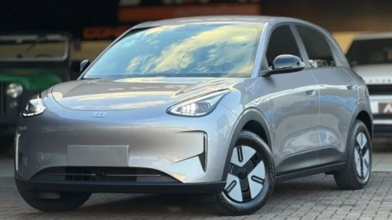 Por R$ 123.800, o EX2 Pro combina 116 cv, tração traseira e autonomia de 289 km.