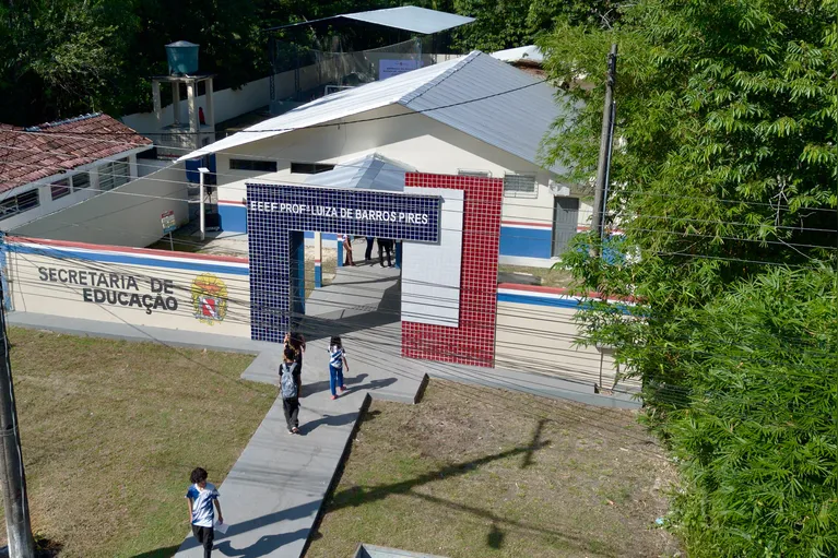 A Escola Estadual de Ensino Fundamental Professora Maria Luiza de Barros Pires.