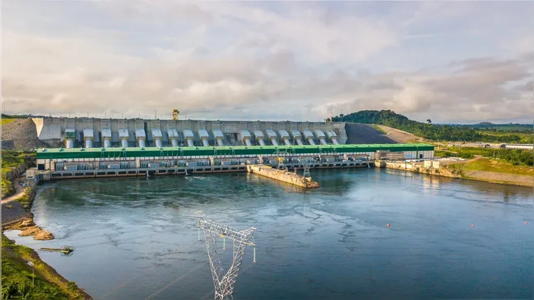 Adequação no fluxo de água visa proteger a rota de peixes migratórios na piracema e assegurar a navegação de comunidades ribeirinhas e indígenas.