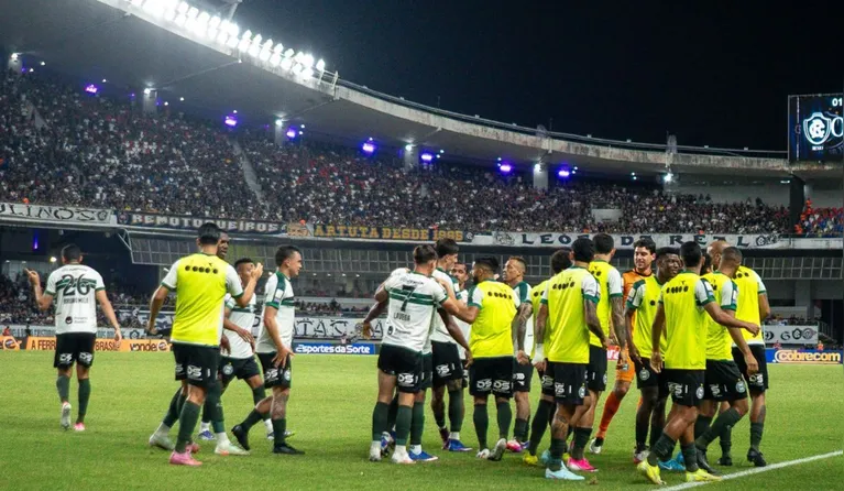 Coritiba conseguiu a virada fora de casa e enterrou o Clube do Remo ainda mais na zona de rebaixamento.