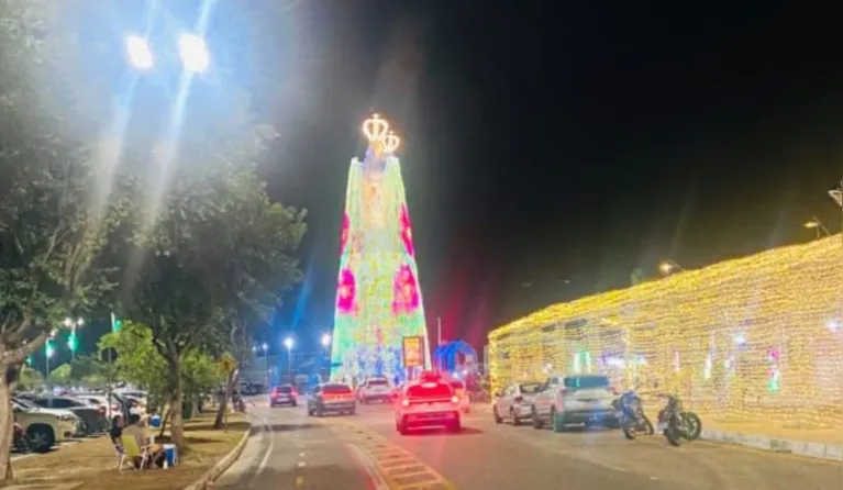 A estrutura foi montada no Portal da Amazônia, alusiva ao Círio de Nazaré