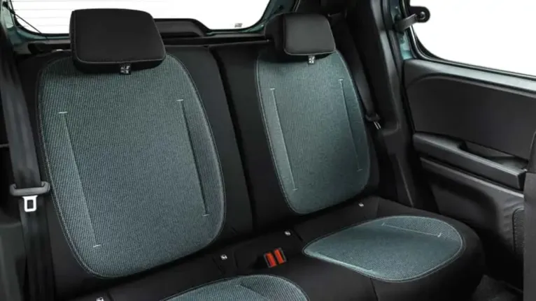 Novo Spring mantém configuração para quatro passageiros.