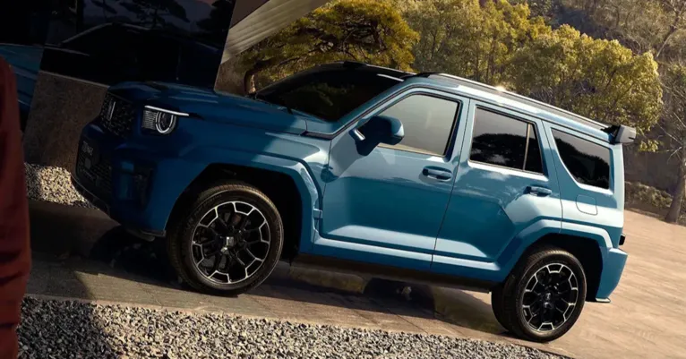 GWM Tank 700 Hi4-T é um SUV híbrido de grande porte com PBT de 3.630 kg, beneficiado pela mudança nas regras da CNH B.