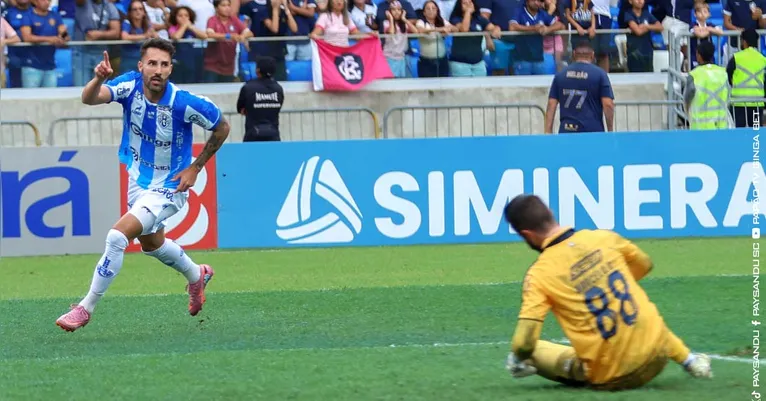 Ítalo é o artilheiro do Papão na temporada com 17 gols em 38 jogos