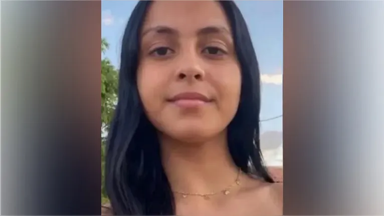 Polícia Civil analisa câmeras de segurança na região do bairro Vale das Rosas para identificar o condutor da motocicleta.