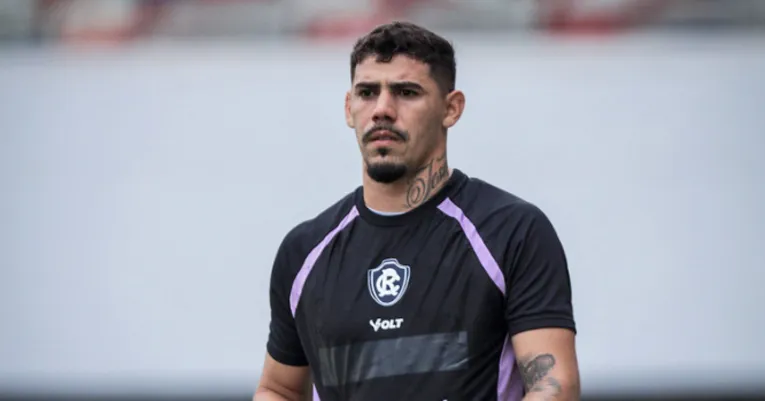 Mayk estava lesionado desde o início de agosto