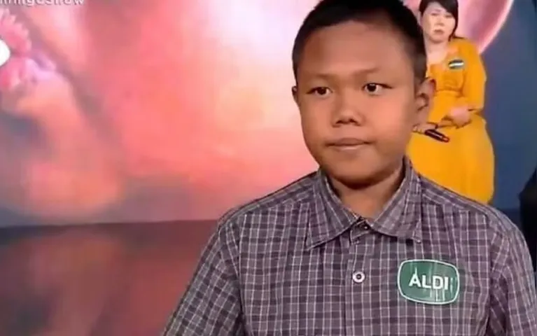 Menino que fumava 40 cigarros por dia: veja como está hoje!