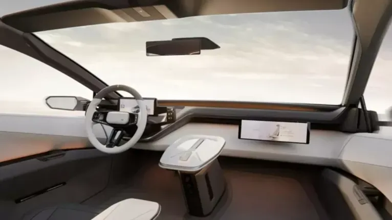 Interior do novo Corolla aposta em visual mais moderno e minimalista, com painel digital, novos comandos e soluções que ampliam a sensação de espaço na cabine.