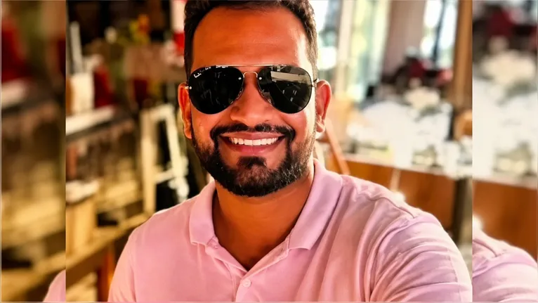 O homicídio ocorreu na Avenida Brasil, no centro de Tucumã. Alexandre Araújo foi encontrado dentro de seu veículo com um disparo de arma de fogo na nuca.