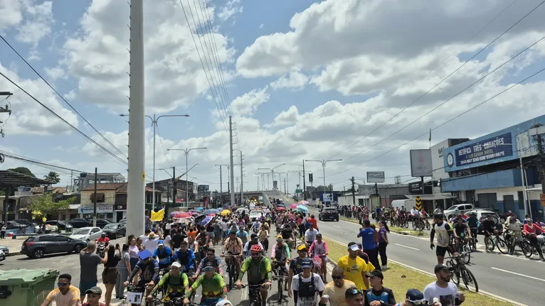 Imagem na Avenida Três Corações.