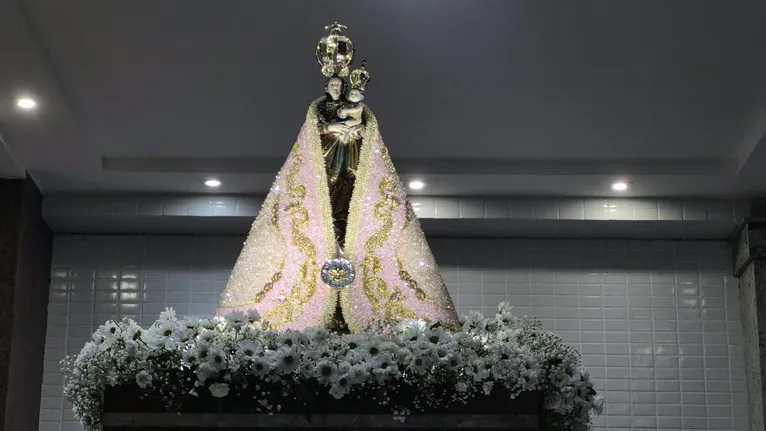 Virgem de Nazaré chega na igreja de Nossa Senhora das Graças