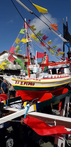 
        
        
            São Pedro recebe homenagens dos pescadores em Vigia
        
    
