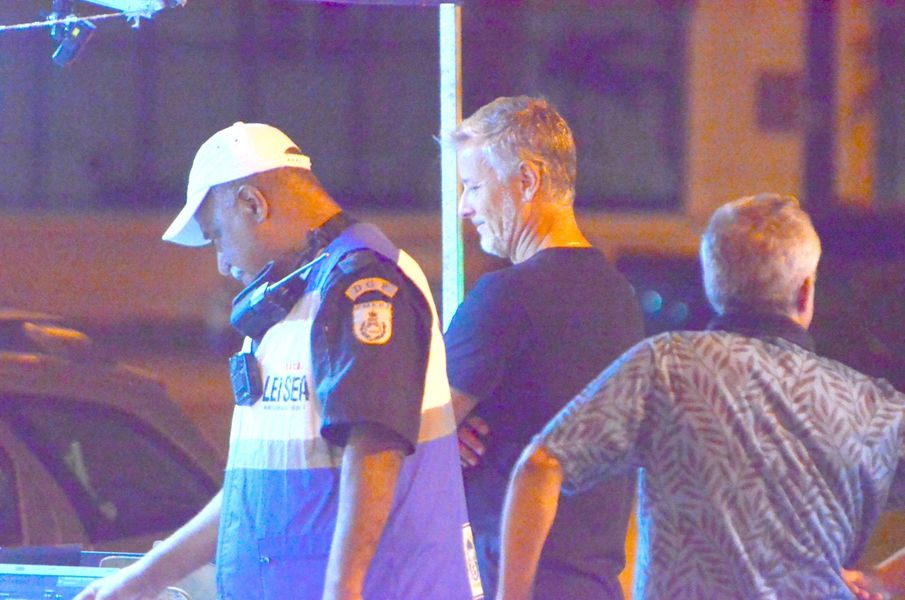 
        
            Marcello Novaes é parado em blitz da Lei Seca depois de curtir noite carioca
        
    