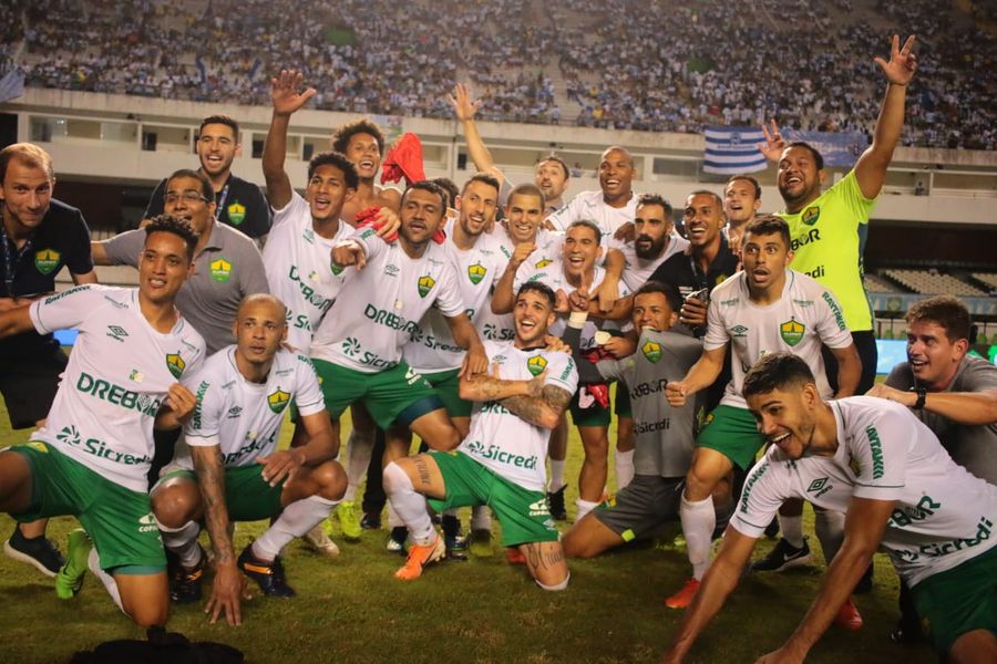 
        
        
            Após pênalti
bizarro do Paysandu, Cuiabá é campeão da Copa Verde
        
    